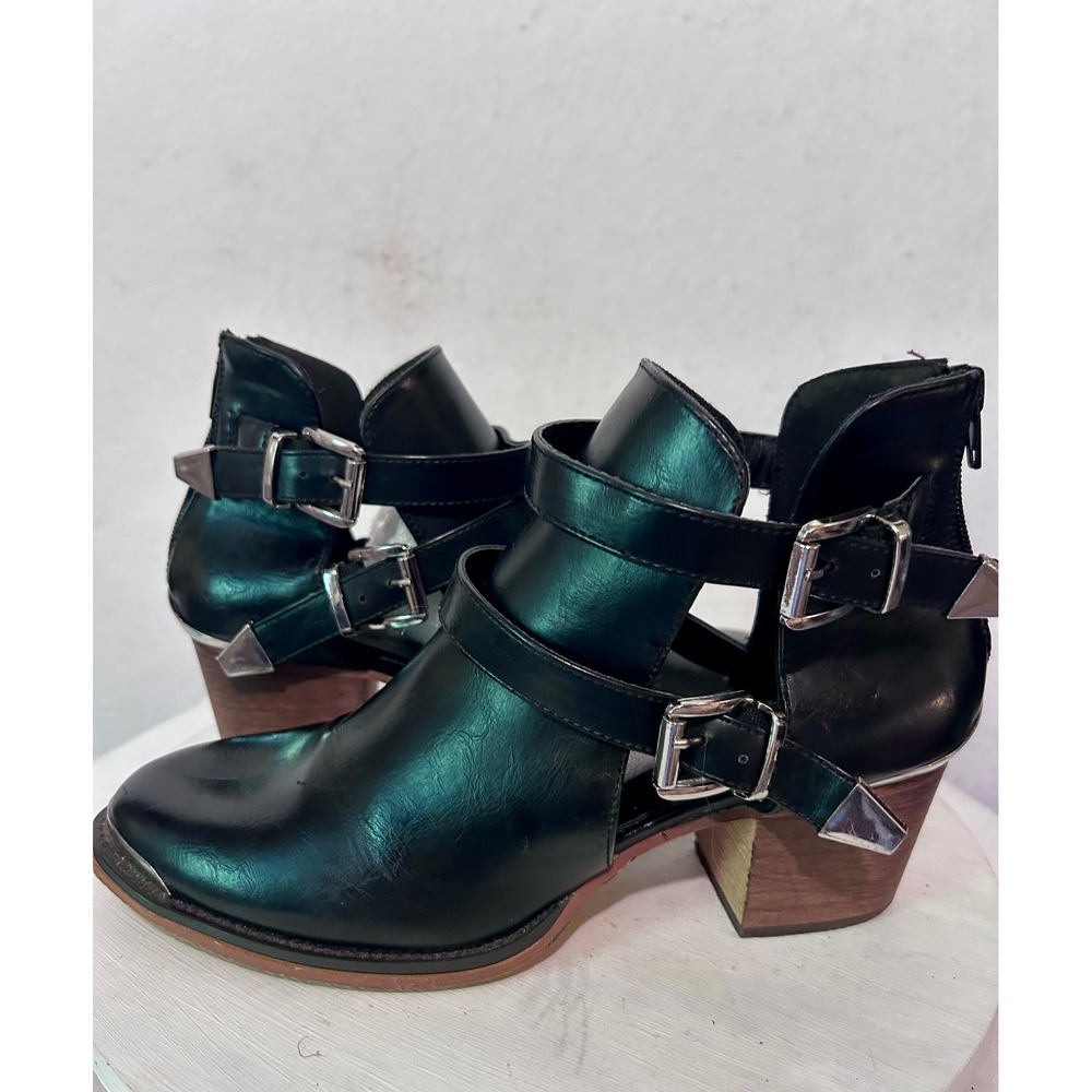 A Rider Girl Black Buckle Strap Cut Out Ankle Boots Western Pointed Toe Size 8
